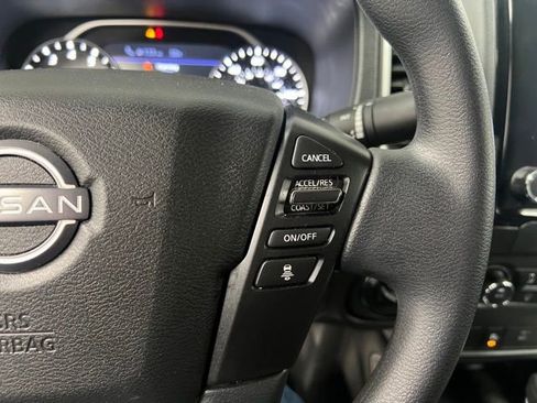 Used 2024 Nissan Frontier SV w/ Technology Package AWD/4WD image 29