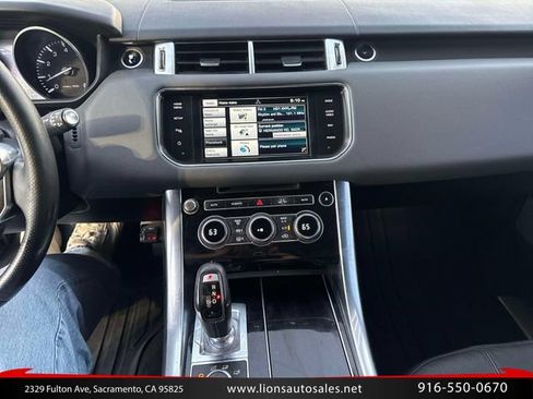 Used 2015 Land Rover Range Rover Sport HSE AWD/4WD image 17