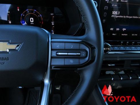 Used 2023 Chevrolet Colorado LT w/ LT Convenience Package image 14