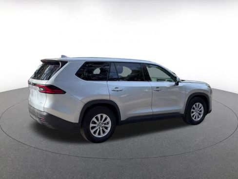 Used 2025 Toyota Grand Highlander FWD image 15