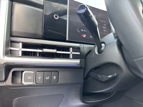 Used 2024 Hyundai Santa Fe Limited FWD image 38