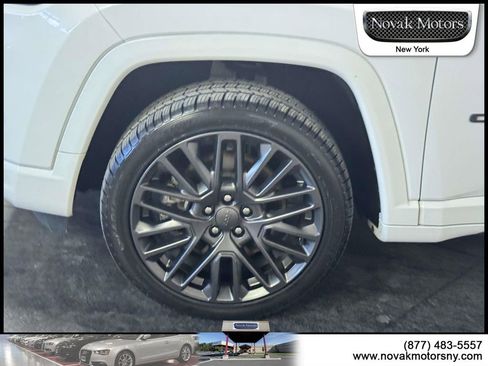 Used 2023 Jeep Compass High Altitude AWD/4WD image 5