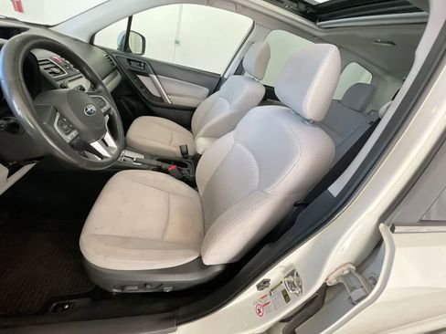 Used 2018 Subaru Forester 2.5i Premium image 11