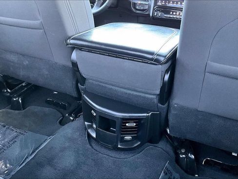 Certified 2025 RAM 2500 Big Horn AWD/4WD image 20