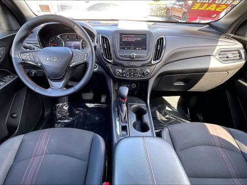Used 2023 Chevrolet Equinox RS FWD image 15