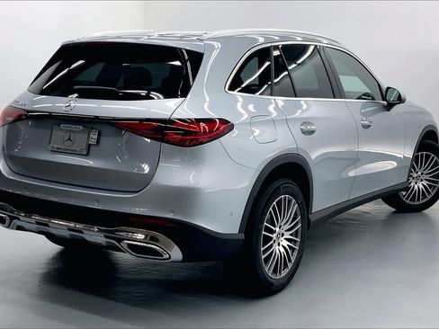 Used 2026 Mercedes-Benz GLC 300 image 7