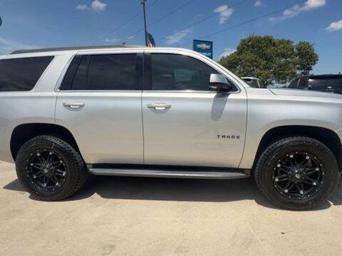 Used 2017 Chevrolet Tahoe LS RWD image 9