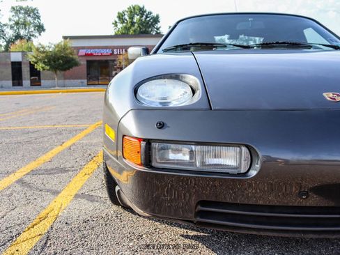 Used 1989 Porsche 928 S4 image 75