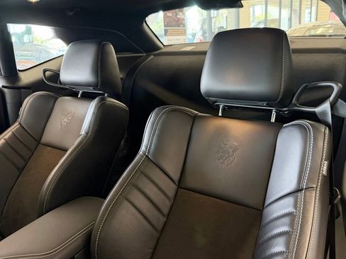 Used 2023 Dodge Challenger SRT Hellcat Redeye image 17