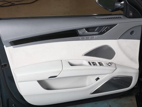Used 2014 Audi S8 AWD/4WD image 47