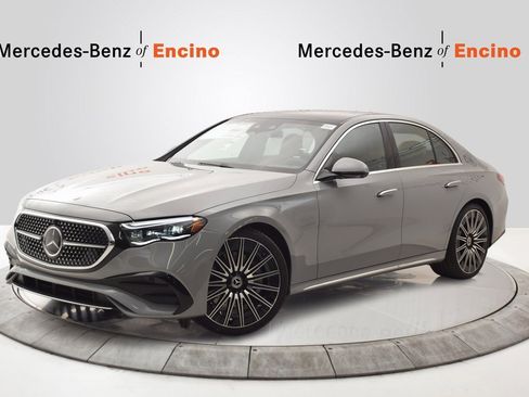 New 2026 Mercedes-Benz E 450 4MATIC Sedan image 1