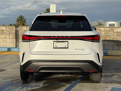 New 2026 Lexus RX 350h image 10