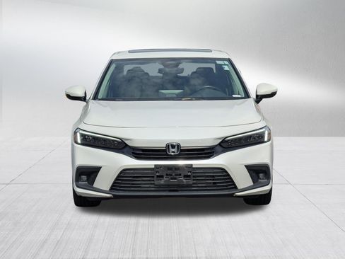 Used 2023 Honda Civic Touring image 2