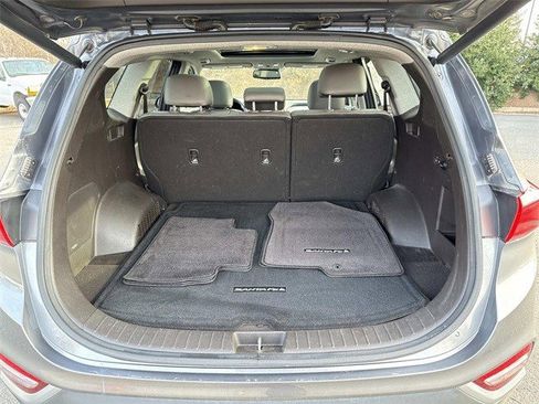 Used 2019 Hyundai Santa Fe Limited image 12