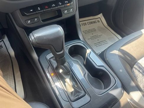 Used 2019 Chevrolet Colorado Z71 AWD/4WD image 24