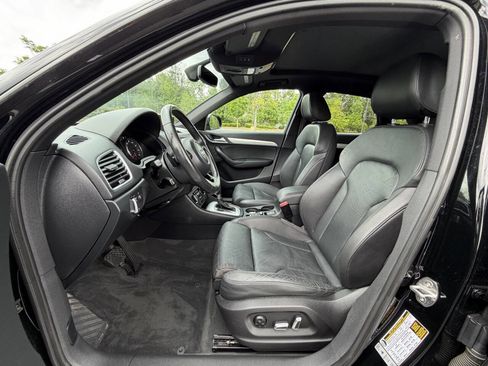 Used 2017 Audi Q3 2.0T Prestige w/ Prestige Package image 9