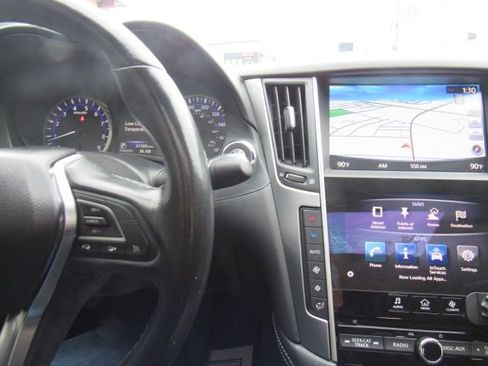 Used 2018 INFINITI Q60 3.0t Luxe w/ Sensory Package 3.0T Luxe image 15