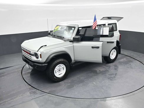 Used 2023 Ford Bronco Heritage Edition image 47