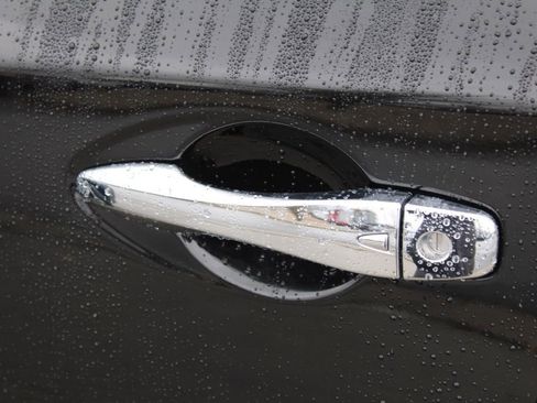 Used 2018 Nissan Altima 2.5 SR image 12