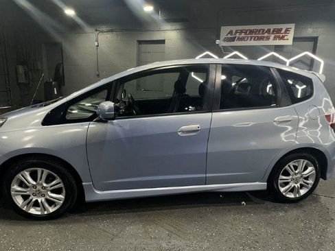 Used 2010 Honda Fit Sport image 3