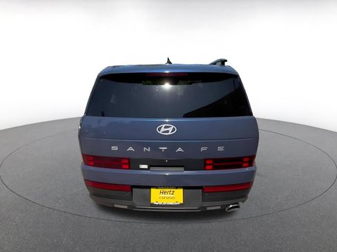 Used 2025 Hyundai Santa Fe SEL FWD image 12