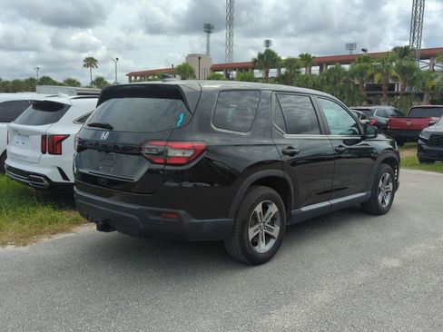 Used 2023 Honda Pilot EX-L image 4