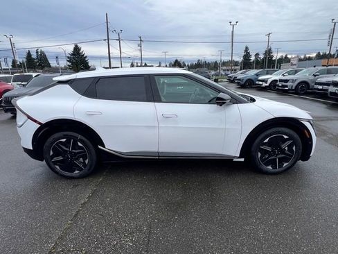 New 2025 Kia EV6 Wind AWD/4WD image 4