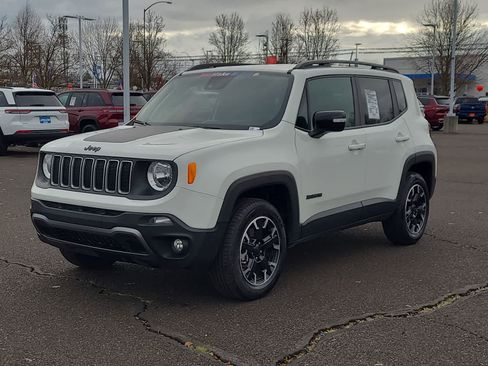 Certified 2023 Jeep Renegade Latitude image 1