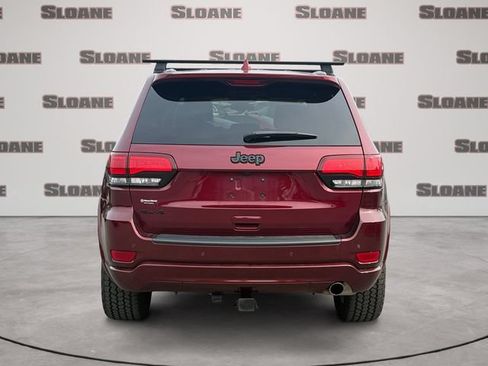 Used 2021 Jeep Grand Cherokee Laredo X AWD/4WD image 4