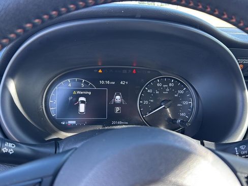 Used 2024 Nissan Kicks SR w/ SR Premium Package image 19