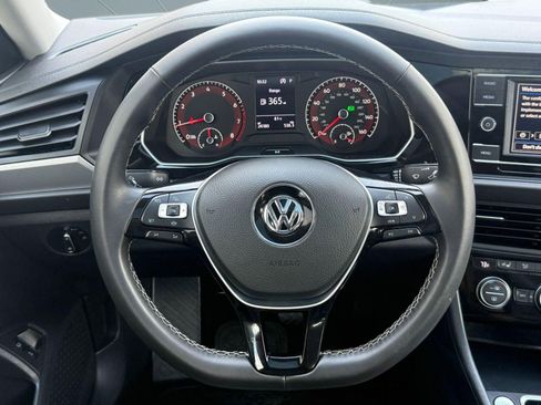 Certified 2021 Volkswagen Jetta SE w/ SE Cold Weather Package image 13