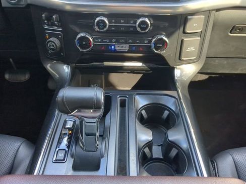 Used 2022 Ford F150 Lariat image 21