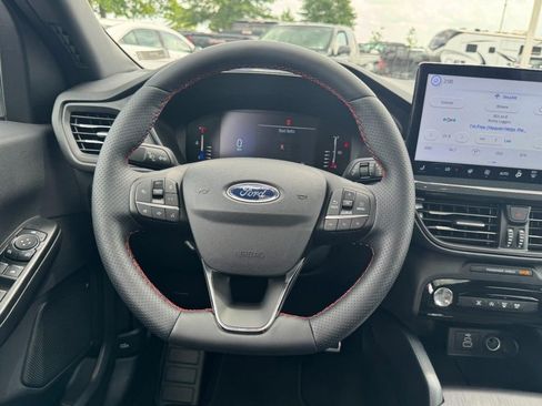 Used 2024 Ford Escape ST-Line w/ Tech Pack #1 image 13