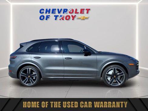 Used 2021 Porsche Cayenne Turbo AWD/4WD image 8