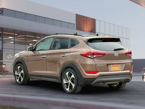 Used 2016 Hyundai Tucson Limited w/ Option Group 03 AWD/4WD image 7