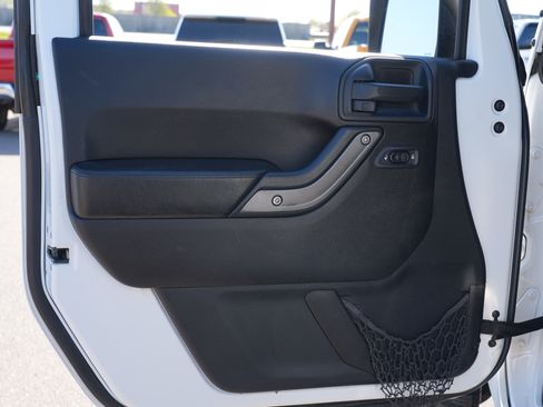 Used 2016 Jeep Wrangler Unlimited Sport AWD/4WD image 14
