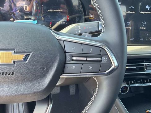 New 2026 Chevrolet Traverse LT w/ Enhanced Driving Package FWD image 28