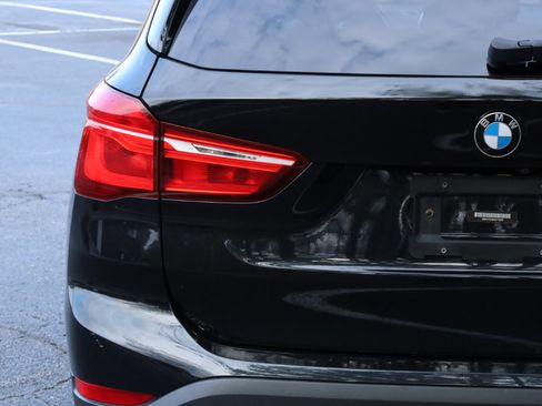 Used 2017 BMW X1 xDrive28i w/ Premium Package image 31