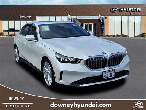 Used 2025 BMW 530i xDrive image 3