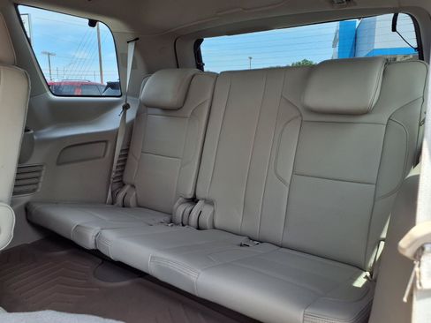 Used 2016 GMC Yukon Denali w/ Open Road Package AWD/4WD image 19