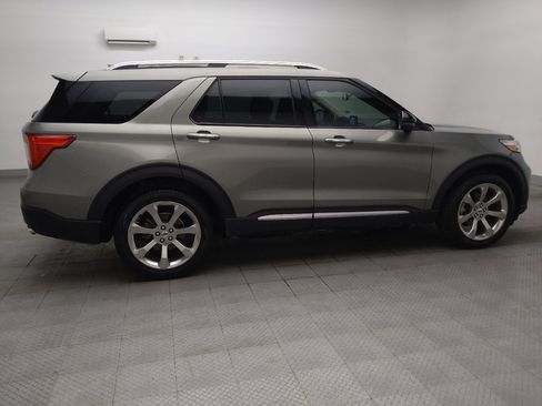 Used 2020 Ford Explorer Platinum w/ Premium Technology Package AWD/4WD image 10