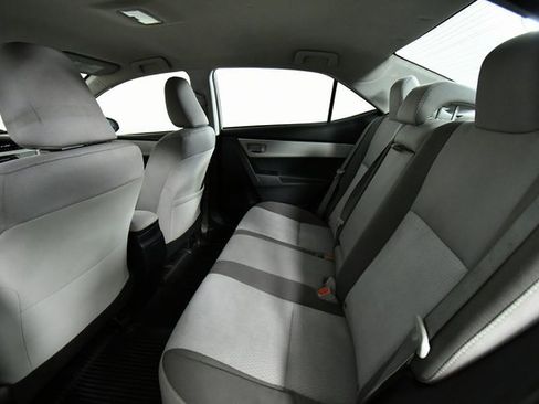 Used 2017 Toyota Corolla L image 24