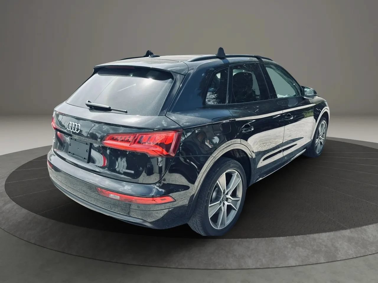 Used 2019 Audi Q5 2.0T Premium Plus w/ Premium Plus Package AWD/4WD image 5