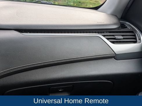 Used 2016 Chevrolet Suburban LT AWD/4WD image 16