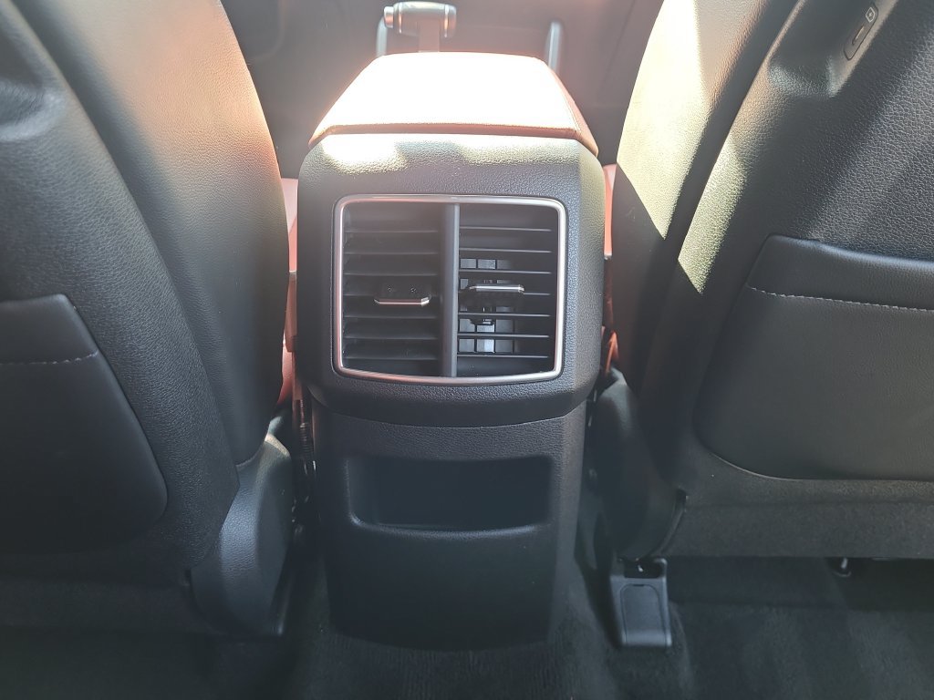Used 2024 Kia Sportage SX FWD image 21
