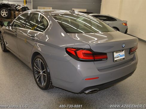 Used 2022 BMW 530e w/ Premium Package RWD image 15