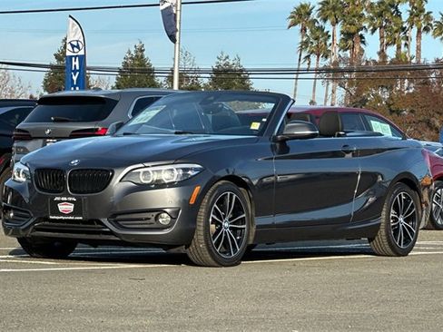 Used 2020 BMW 230i xDrive Convertible image 11