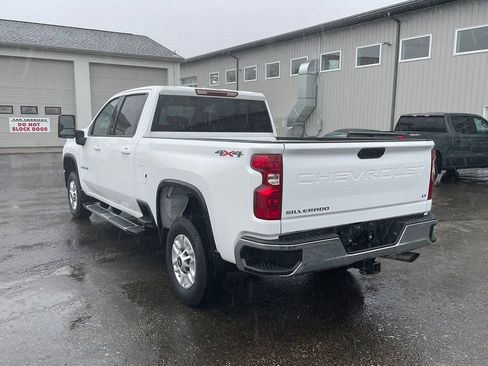 Used 2025 Chevrolet Silverado 2500 LT w/ Convenience Package image 11