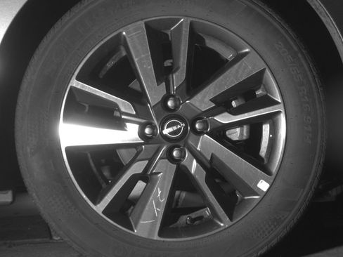 Used 2025 Nissan Versa SV FWD image 13