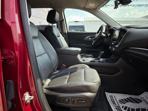 Used 2019 Chevrolet Traverse Premier AWD/4WD image 23